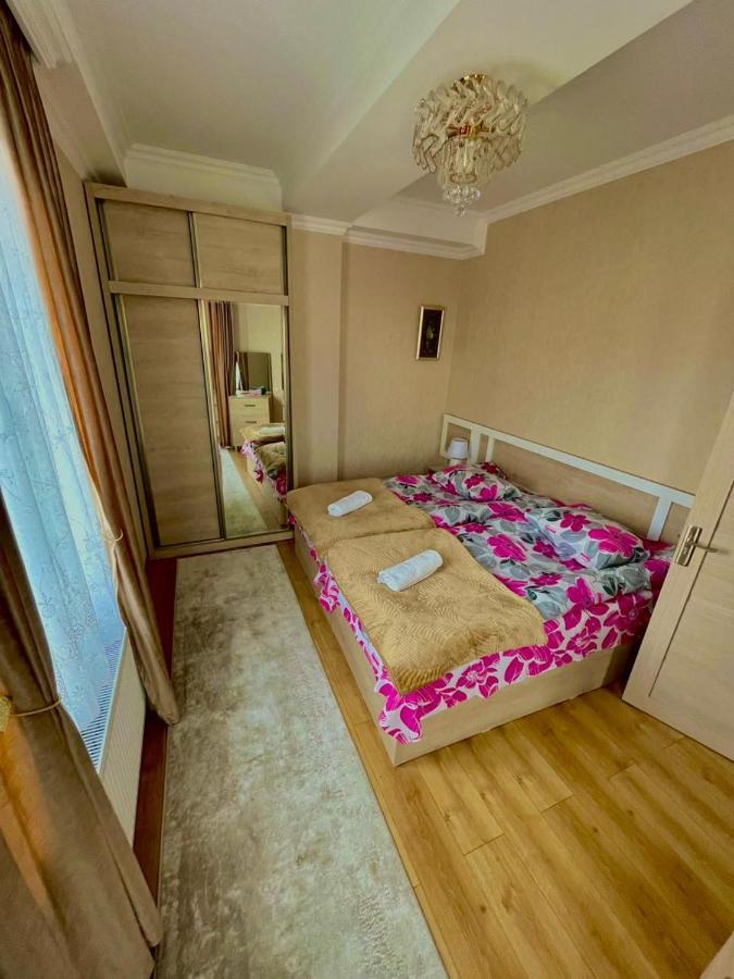Central Star Kutaisi Bagian luar foto